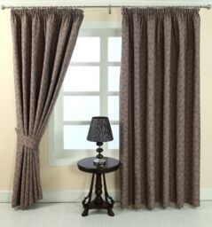 Homescapes Vintage Floral Jacquard Curtain Tie Back Pair in Purple - thumbnail 4