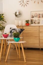 Orsina Grey Set of 2 Nesting Tables, Triangular Nest of Tables with Three Legs, Sturdy Side Tables for Home in White - thumbnail 5