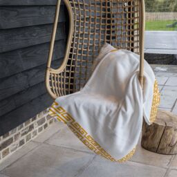 Benjamin Tate Design Golden Egyptian Border Blanket in Natural - Size: 120 cm x 150 cm - thumbnail 4