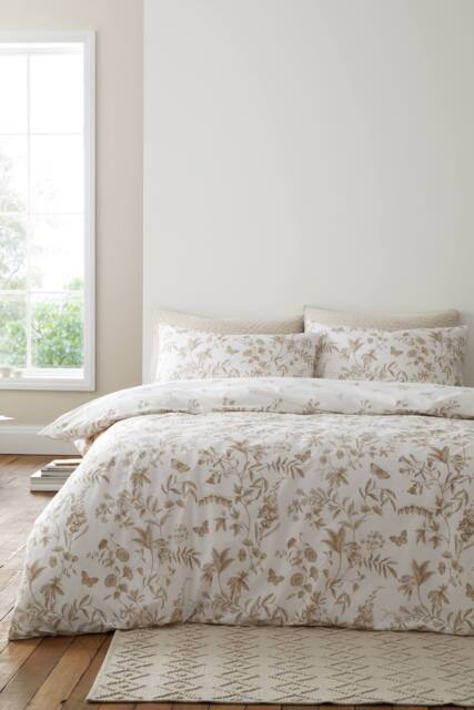 Bianca Thea Floral 200 Thread Count Cotton Reversible Duvet Cover Set in Natural - Size: Single - image 1