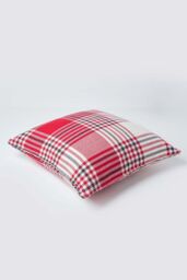 Homescapes Tartan Pattern Cushion Cover in Red - Size: 45 cm x 45 cm - thumbnail 3