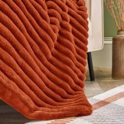 OHS Ribbed Faux Fur Throw Super Soft Fluffy Thick Fleece Bed Blanket in Burnt Orange - Size: 125 cm x 150 cm - thumbnail 3