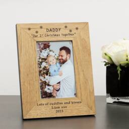 Uniqueful Personalised Daddy Our 1st Christmas Together Wood Picture Frame 6x4 in Beige - Size: 1 Pack - thumbnail 4
