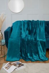 Rapport Home Dyed Mink Faux Fur Polyester Super Soft Cosy Plain Throw in Teal - Size: 150 cm × 200 cm