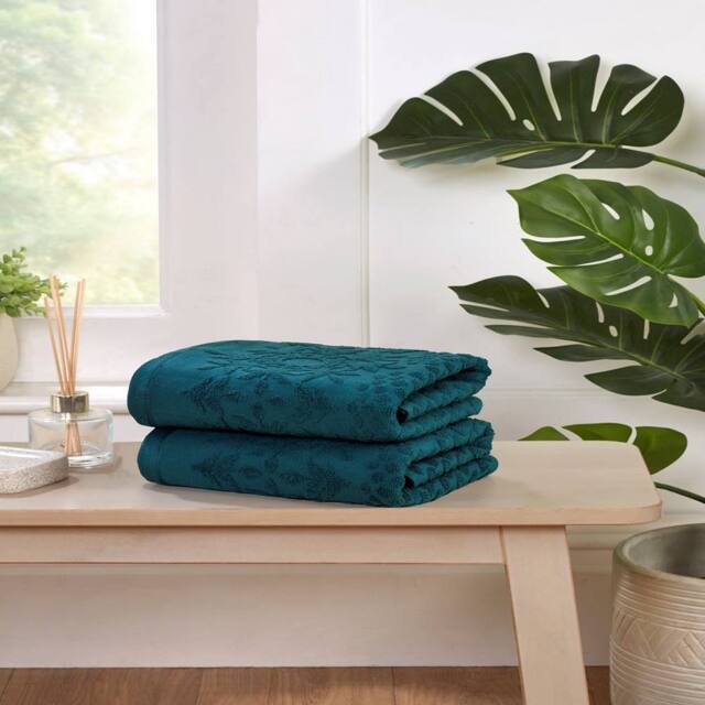 Rapport Home Versailles Jacquard Cotton Face, Hand, Bath Towels & Sheet Set in Teal - image 1