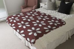 Benjamin Tate Design Modern Decorative Floral Pattern Blanket in Natural - Size: 120 cm x 150 cm - thumbnail 3