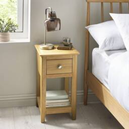 Cheshire Premium Langford Oak Compact 1 Drawer Bedside Table with Shelf in Brown - thumbnail 3