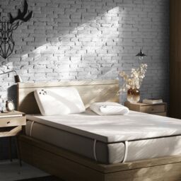 Panda London Memory Foam Bamboo Mattress Topper in White - Size: EU King - thumbnail 2