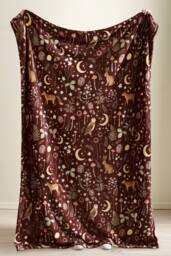 Catherine Lansfield 'Enchanted Twilight Animals' Cosy Fleece Blanket Throw in Chocolate - Size: 130 cm x 170 cm - thumbnail 2