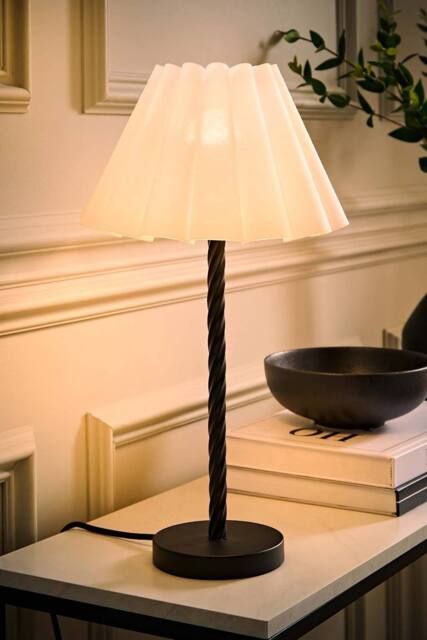 ValueLights Maura Scallop Pleated Taper Shade Matte Black Twist Table Lamp & Bulb - image 1