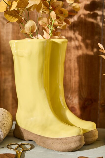Dibor Large Yellow Wellington Boot Indoor Outdoor Garden Planter Flower Pot H29.5 x W24cm - image 1