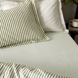 Yard Hebden Narrow Stripe 100% Cotton Fitted Sheet in Olive - Size: Double Fitted