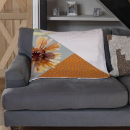 Benjamin Tate Design Autumn Geometric Shapes & Flowers Blanket in Natural - Size: 120 cm x 150 cm - thumbnail 2