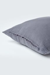 Homescapes European Linen Pillowcase, 80 x 80 cm in Dark Grey - thumbnail 3