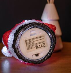 Samuel Alexander 19cm Acrylic Sitting Christmas Santa With 16 Ice White LEDs in Red - thumbnail 6
