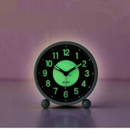 NESTLUNE Alarm Clock Bedside No Ticking Battery Power Silent in Black - Size: 100 cm x 15 cm - thumbnail 4