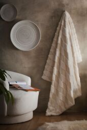 Appletree 'Cosy Diamond' Super Soft Jacquard Boucle Throw in Natural - Size: 150 cm × 200 cm - thumbnail 1