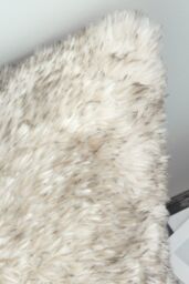 Catherine Lansfield 'Arctic Fox' Cosy Faux Fur Cushion in Grey - Size: 45 cm x 45 cm - thumbnail 2