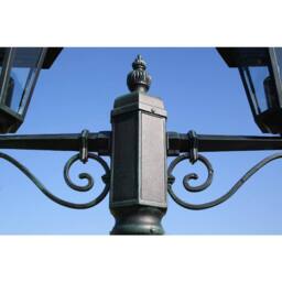 Berkfield Home Garden Light Post 2-arms 215 cm Dark Green/Black Aluminium in Green - thumbnail 4