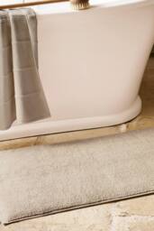 CHRISTY 'Highgate' Turkish Cotton Luxurious Bath Rugs in Beige