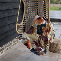 Benjamin Tate Design Autumn Geometric Flowers Blanket in Natural - Size: 120 cm x 150 cm - thumbnail 4