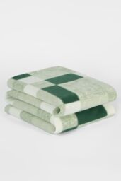 OHS Tartan Check Fleece Throw Winter Warm Soft Blanket in Dark Grey - Size: 120 cm x 150 cm - thumbnail 1