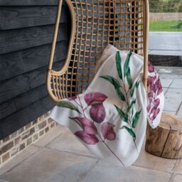 Benjamin Tate Design Purple & Green Leaves Blanket in Natural - Size: 120 cm x 150 cm - thumbnail 4