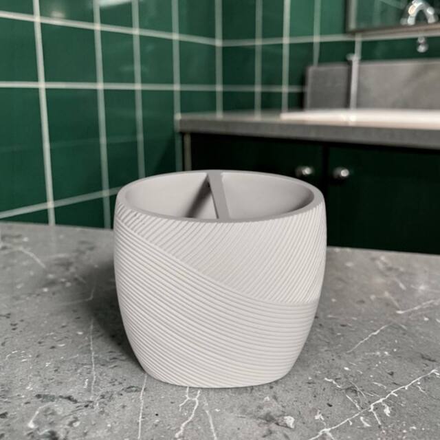 Showerdrape Ripple Textured Toothbrush Holder in White - image 1