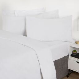 OHS 2 x Soft Plain Cotton Housewife Pillowcases in White - thumbnail 2