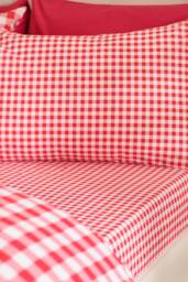 Catherine Lansfield 'Bamford Gingham Check' Fitted Sheet in Red - Size: King - thumbnail 1