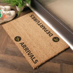 Artsy Mats Arrivals & Departures Doormat (60 x 40cm) in Brown - Size: 40 cm x 60 cm - thumbnail 2