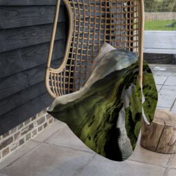 Benjamin Tate Design Spring in Scotland Valley Designer Blanket in Natural - Size: 120 cm x 150 cm - thumbnail 3