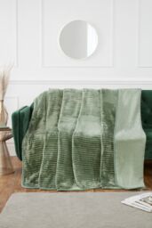 Rapport Home Ribbed Mink Faux Fur Blanket Throw in Green - Size: 200 cm x 240 cm