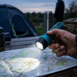 Dragodirect Dual Colour LED Flashlight Compact & Durable in Teal - thumbnail 2