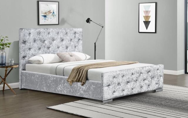 Comfy Living Ltd Silver Crushed Velvet Diamante Chesterfield Upholstered Bed - Size: Double