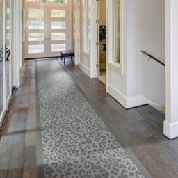 runrug Hallway Carpet Runner Rug - Soft & Comfy, 9mm - 'Rosette' in Grey - Size: 60 cm x 210 cm - thumbnail 1