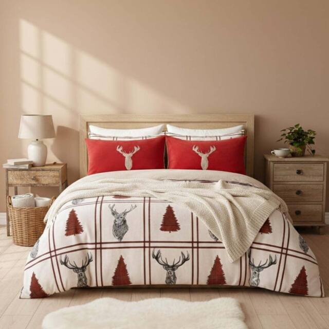 Snug City Ultra Soft Teddy Duvet Cover Set Stag Christmas Cozy Fleece Bedding in Cream - Size: Single - image 1