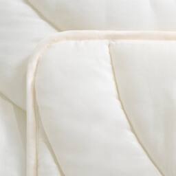 OHS Quilted Arches Coverless 7.5 TOG Duvet Bedding Set in Cream - Size: King - thumbnail 3