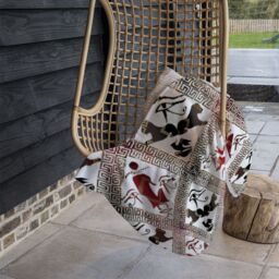 Benjamin Tate Design Egyptian Hieroglyphs In Red & Black Blanket in Natural - Size: 120 cm x 150 cm - thumbnail 4