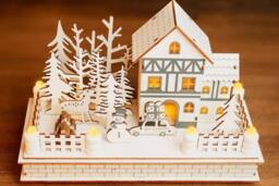 Marco Paul Pre-Lit Christmas Village Scene - House & Snowman in White - thumbnail 2