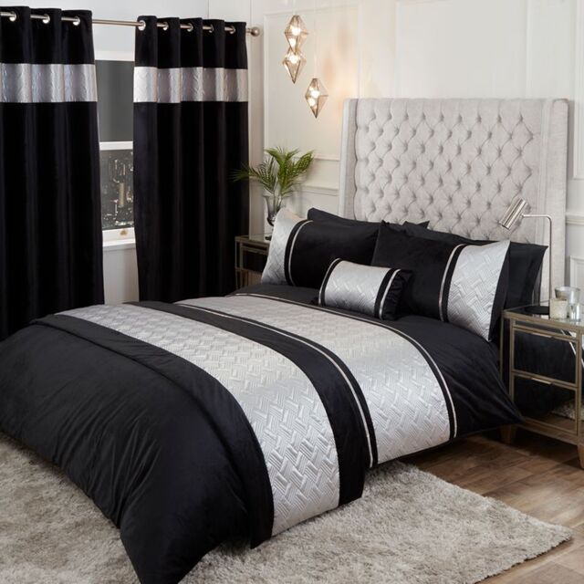 Rapport Home Capri Polycotton Duvet Cover Set With Pillowcase in Silver - Size: Single - image 1