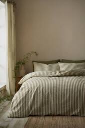 Pineapple Elephant 'Cotton Rich Woven Stripe' Duvet Cover Set in Green - Size: King - thumbnail 1