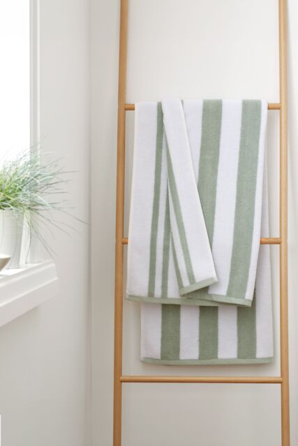 Bianca 'Reversible Stripe' Cotton Jacquard Hand Towel in Green - image 1