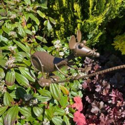 Minster 54 Inch Garden Balance Cat with Mouse Stake - L70 x W70 x H120 cm in Brown - Size: 1 Pack - thumbnail 5