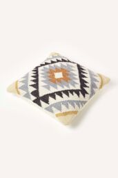 Homescapes Handwoven Kilim Cushion with Feather Filling in Gold - Size: 45 cm x 45 cm - thumbnail 5