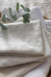 Appletree 'Elysia' Jacquard Duvet Cover Set in Beige - Size: Super King - thumbnail 4
