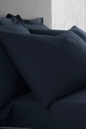 Serene 'Plain Dyed' Soft Touch Pair of Housewife Pillowcases in Navy - Size: Standard Pillow Case