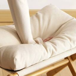FORGEVIO Footstool Foldable Footrest Stool with Bamboo Leg Soft Pad Beige - thumbnail 4