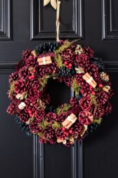 Dibor Cinnamon Pine Festive Xmas Front Door Wreath Christmas Wreath 36cm in Red - thumbnail 1