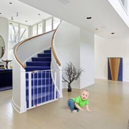 Crystals Home Baby Safety Gate Pet Dog Barrier Stair Doorway Guard 70x76cm in White - Size: 70x76 cm - thumbnail 4